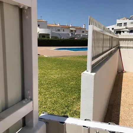 Cozy Near Oura شقة