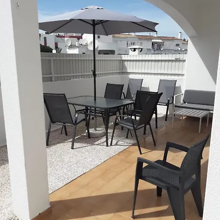 شقة Cozy Near Oura